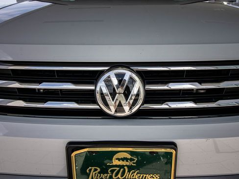 Used 2018 Volkswagen Tiguan S AWD/4WD image 7
