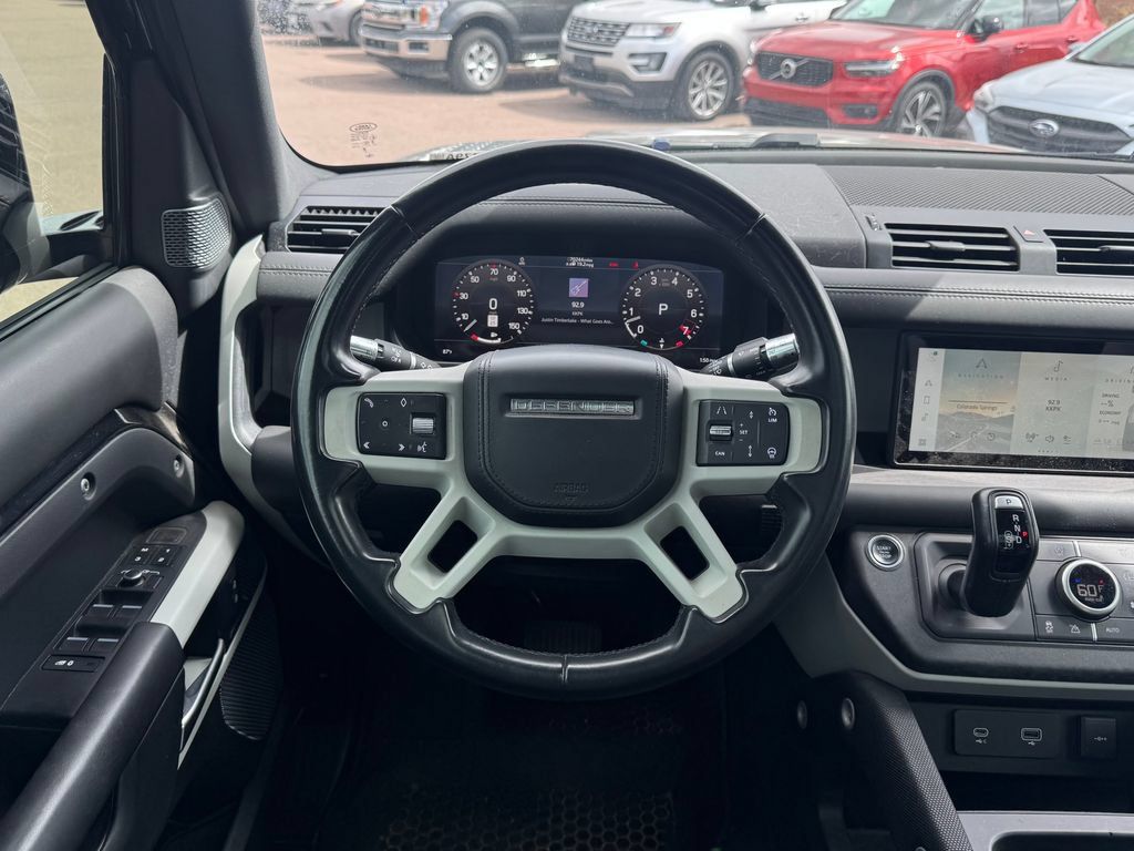 Used 2022 Land Rover Defender 110 X-Dynamic HSE AWD/4WD image 11