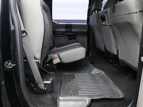 Used 2016 Ford F150 XL w/ Equipment Group 101A Mid RWD image 11
