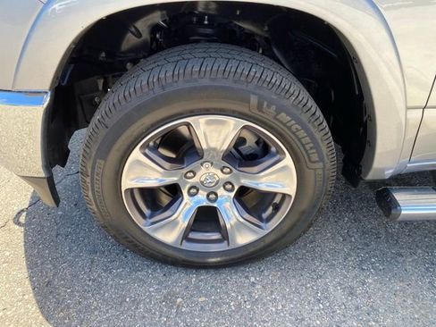 Used 2020 RAM 1500 Laramie AWD/4WD image 12