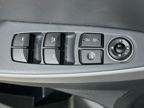 Used 2016 Hyundai Elantra GT w/ Option Group 03 FWD image 15