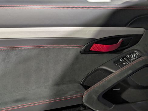 Certified 2023 Porsche 718 Cayman GT4 RWD image 21