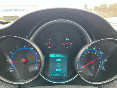 Used 2016 Chevrolet Cruze LT image 14