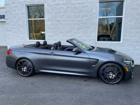 Used 2018 BMW M4 Convertible RWD image 38