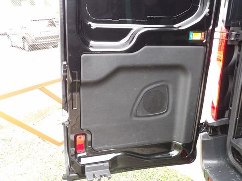 Used 2015 Ford Transit 250 148 Medium Roof RWD image 32