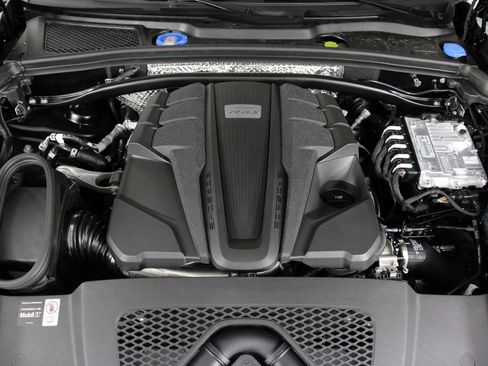 New 2026 Porsche Macan S AWD/4WD image 20