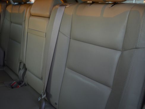 Used 2019 Jeep Grand Cherokee Limited image 28