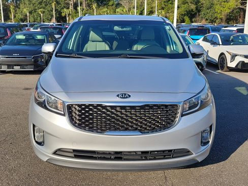 Used 2015 Kia Sedona SX image 2