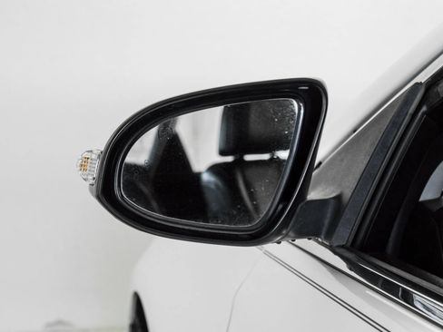 Used 2015 Toyota Avalon Limited FWD image 31
