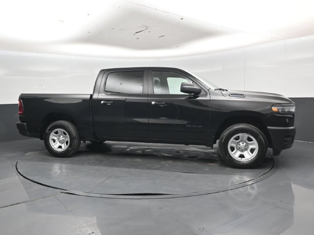 Used 2025 RAM 1500 Tradesman AWD/4WD image 32