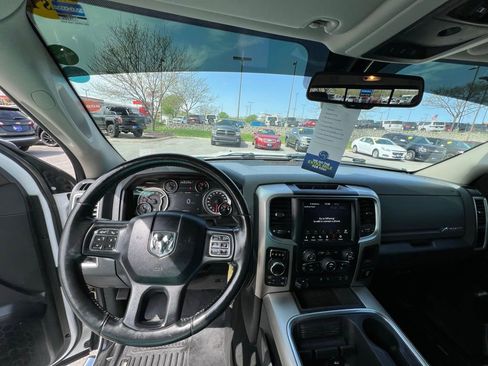 Used 2018 RAM 1500 Big Horn AWD/4WD image 39