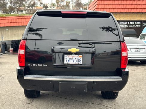 Used 2013 Chevrolet Suburban LTZ AWD/4WD image 8