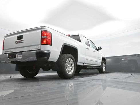 Used 2019 GMC Sierra 1500 SLE w/ SLE Value Package image 41