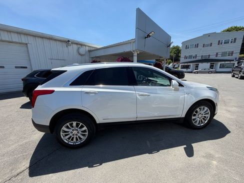 Used 2019 Cadillac XT5 FWD image 6