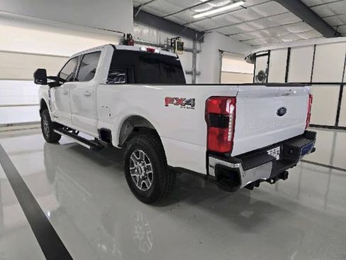 Used 2024 Ford F250 Lariat w/ FX4 Off-Road Package AWD/4WD image 6