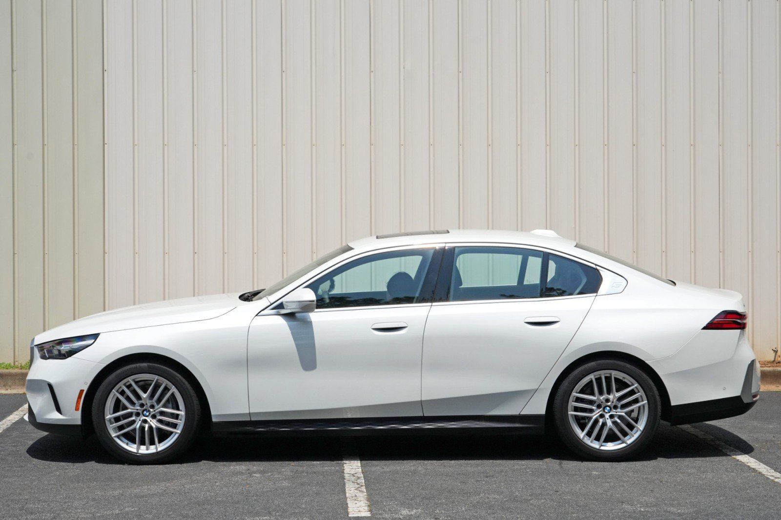 Used 2024 BMW 540i xDrive w/ Convenience Package AWD/4WD image 52