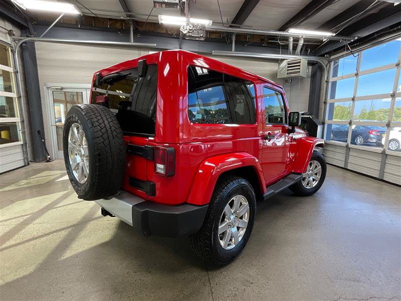 Used 2015 Jeep Wrangler Sahara w/ Dual Top Group AWD/4WD image 5