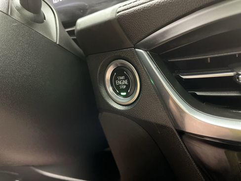 Certified 2025 Buick Encore GX Avenir w/ Avenir Technology Package AWD/4WD image 22