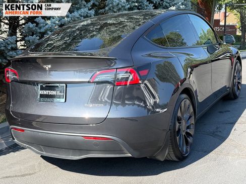 Used 2024 Tesla Model Y Performance AWD/4WD image 8