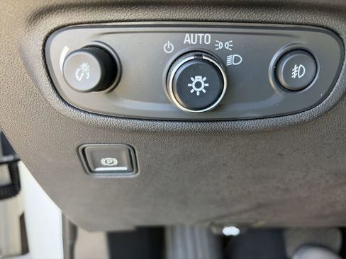 Certified 2023 GMC Terrain SLT FWD image 23