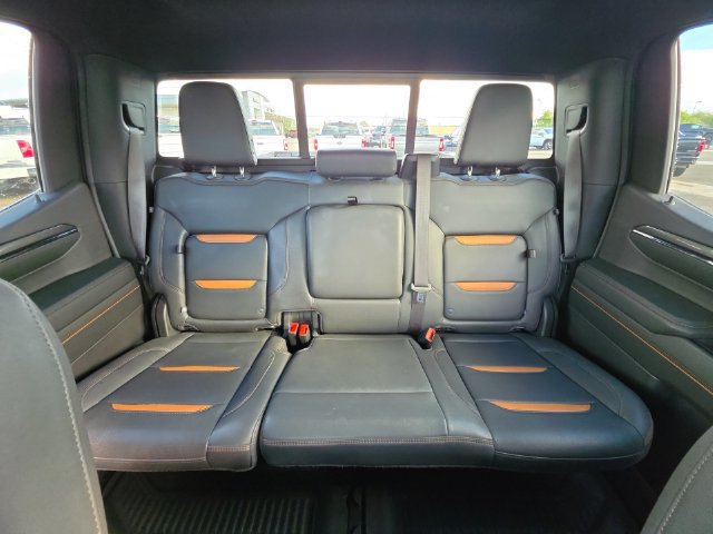 Used 2024 GMC Sierra 1500 AT4 w/ Technology Package AWD/4WD image 27