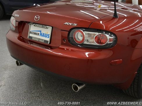 Used 2008 MAZDA MX-5 Miata Grand Touring w/ Premium Pkg image 33