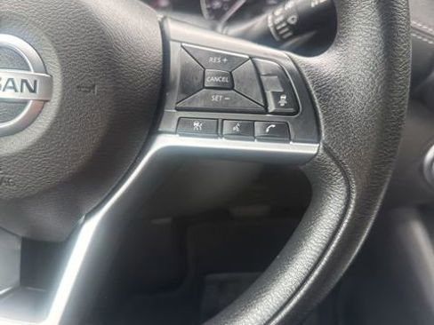 Used 2023 Nissan Sentra SV FWD image 24
