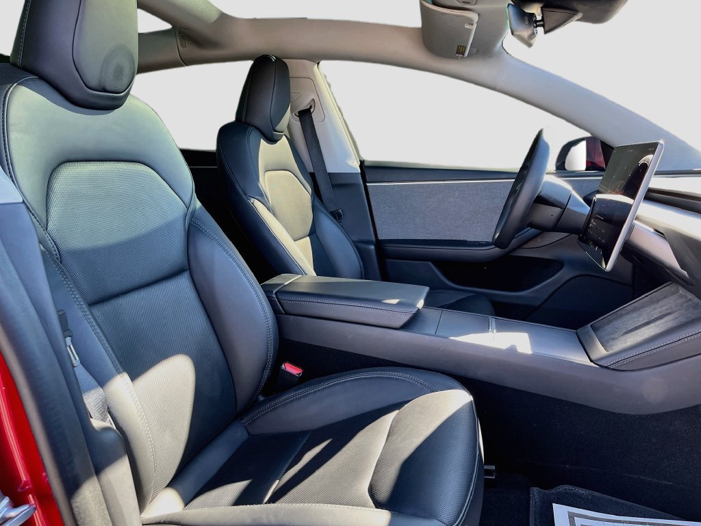Used 2025 Tesla Model 3 Long Range RWD image 29