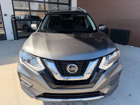 Used 2019 Nissan Rogue S w/ Special Edition Package image 2