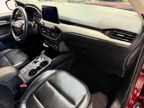 Used 2020 Ford Escape SEL image 26