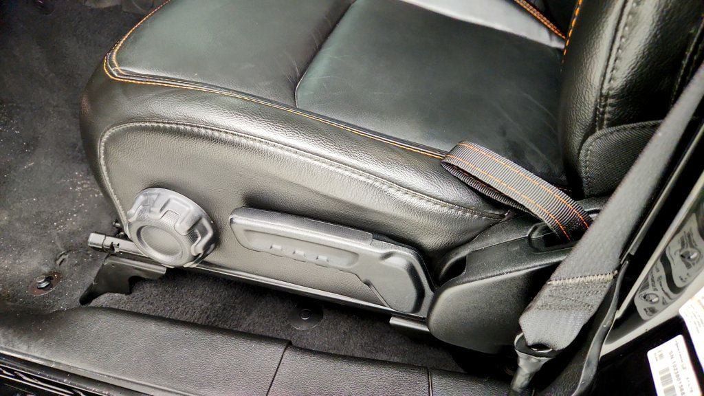 Used 2022 Jeep Gladiator Mojave w/ LED Lighting Group AWD/4WD image 11