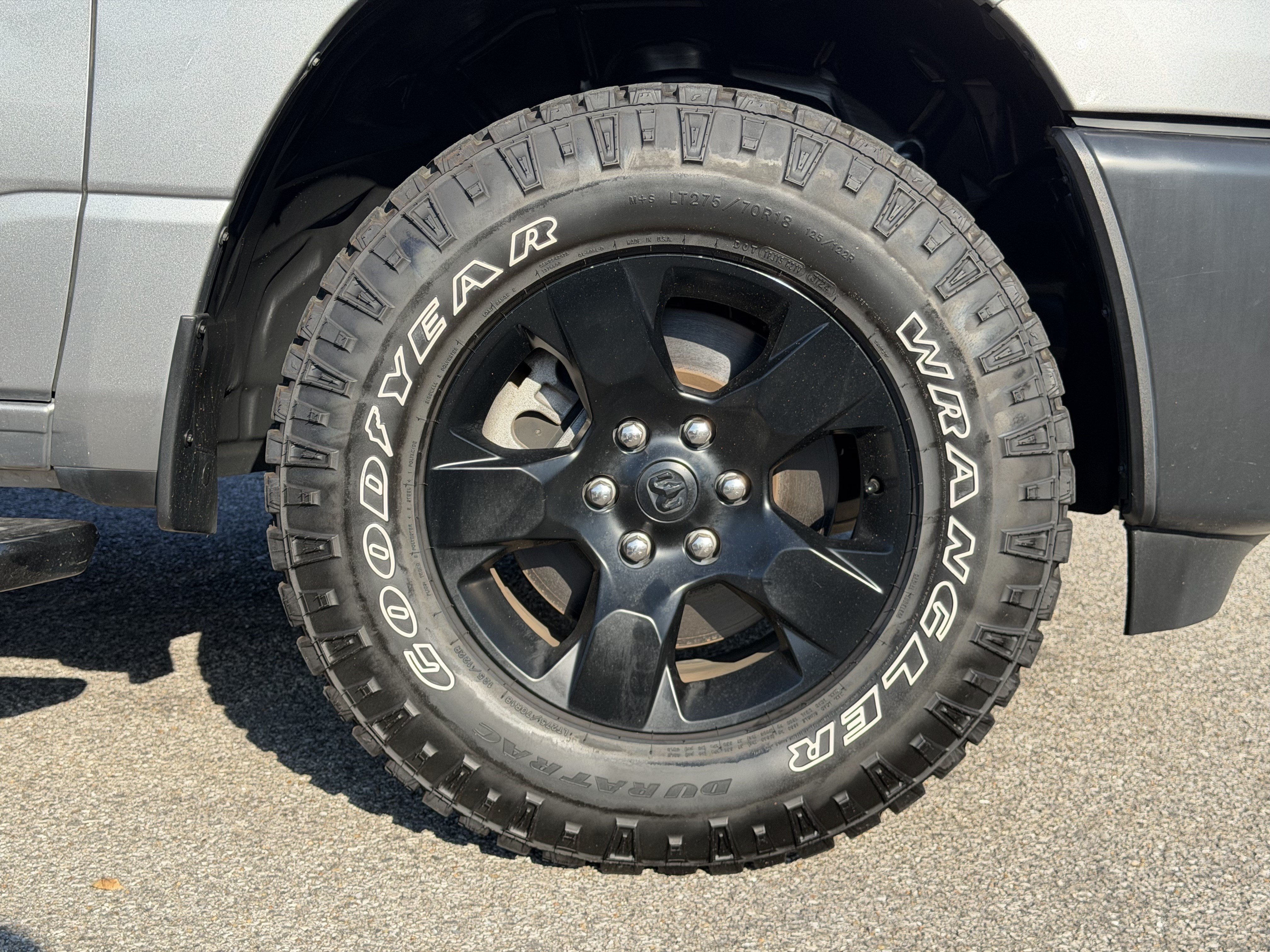 Used 2025 RAM 1500 Warlock AWD/4WD image 13