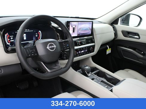 New 2026 Nissan Pathfinder SL image 13