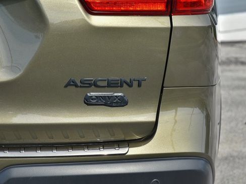 Used 2022 Subaru Ascent Onyx Edition image 9