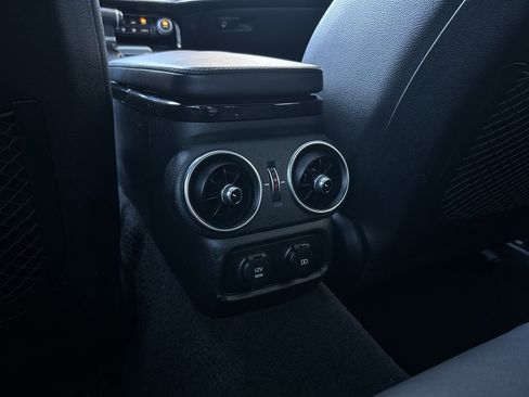 Used 2022 Kia Stinger GT-Line w/ Sun & Sound Package image 8