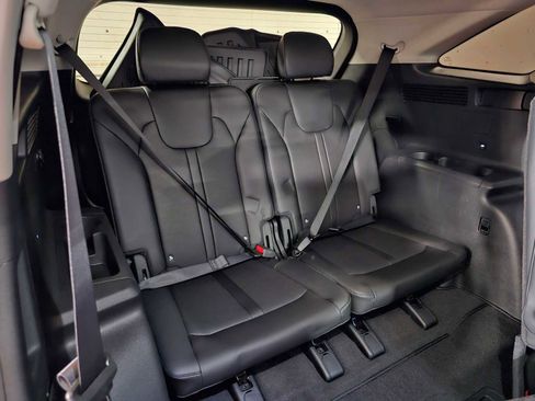 Used 2025 Kia Sorento SX image 15