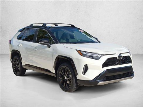 Certified 2025 Toyota RAV4 XSE w/ Weather Package AWD/4WD image 3