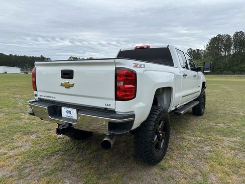 Used 2018 Chevrolet Silverado 2500 LTZ w/ Duramax Plus Package AWD/4WD image 5