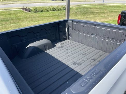 Used 2023 GMC Sierra 1500 SLT image 20