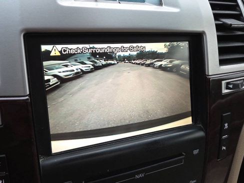 Used 2010 Cadillac Escalade ESV Luxury AWD/4WD image 49