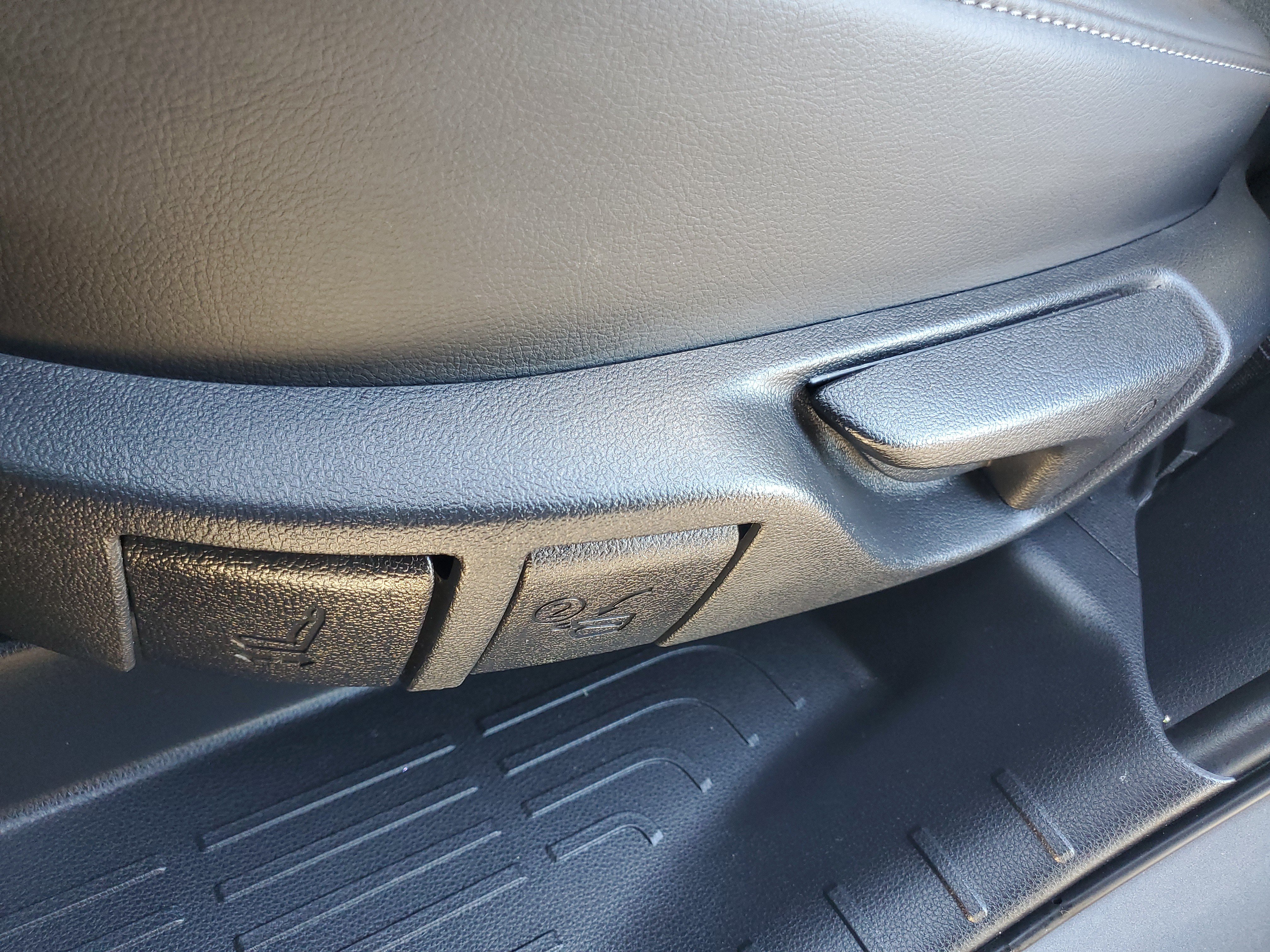 Certified 2026 Toyota Highlander XSE AWD/4WD image 13