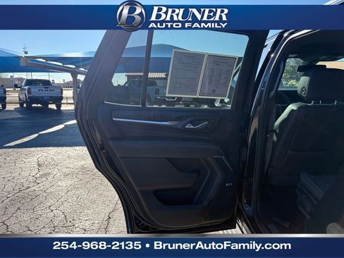 Used 2021 GMC Yukon Denali w/ Max Trailering Package image 12