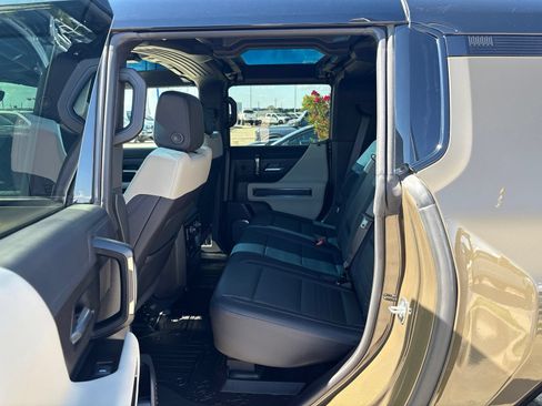 Used 2026 GMC Hummer EV SUV AWD/4WD image 12