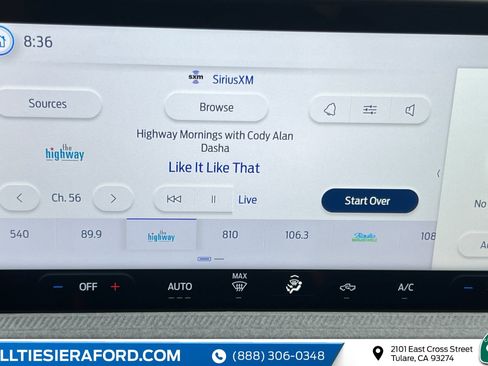 New 2025 Ford Maverick XLT w/ 4K Tow Package image 18