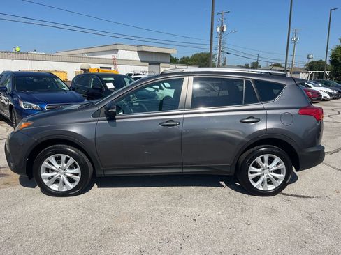 Used 2013 Toyota RAV4 Limited FWD image 2