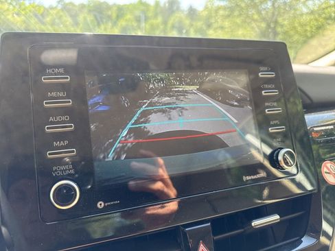 Used 2024 Toyota Camry LE FWD image 5