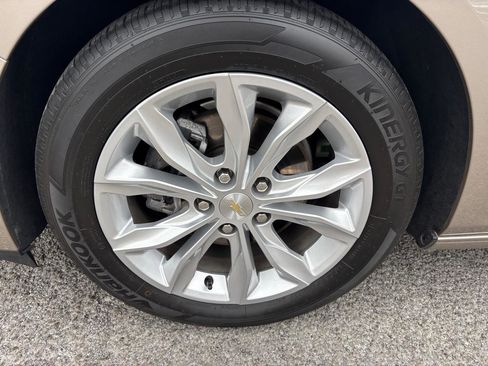 Used 2024 Chevrolet Malibu LT image 8