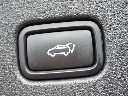 Used 2023 Hyundai Palisade SEL image 30