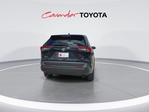 Certified 2025 Toyota RAV4 LE FWD image 7