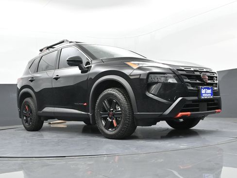 New 2026 Nissan Rogue Rock Creek image 23